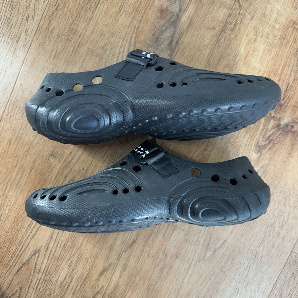 DOGGERS  Black Ultralight Comfort Adjustable Strap Walking Water Clogs Size 8/9* - Picture 5 of 9